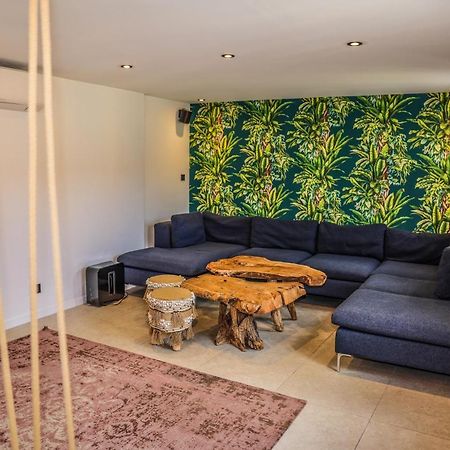 Casa Jungle ! Superb Duplex Apartment, Place Des Lices ! แซ็ง-ทรอเป ภายนอก รูปภาพ