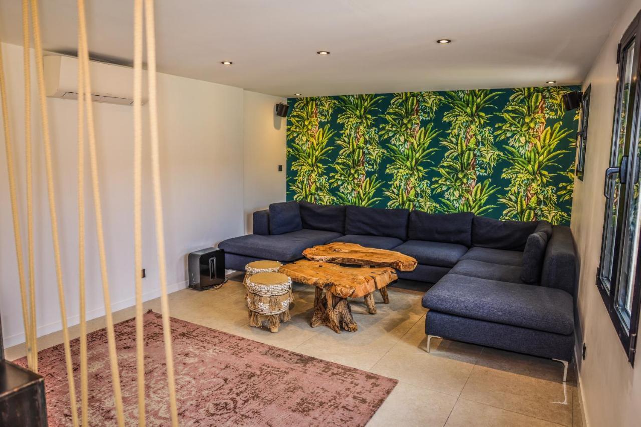 Casa Jungle ! Superb Duplex Apartment, Place Des Lices ! แซ็ง-ทรอเป ภายนอก รูปภาพ