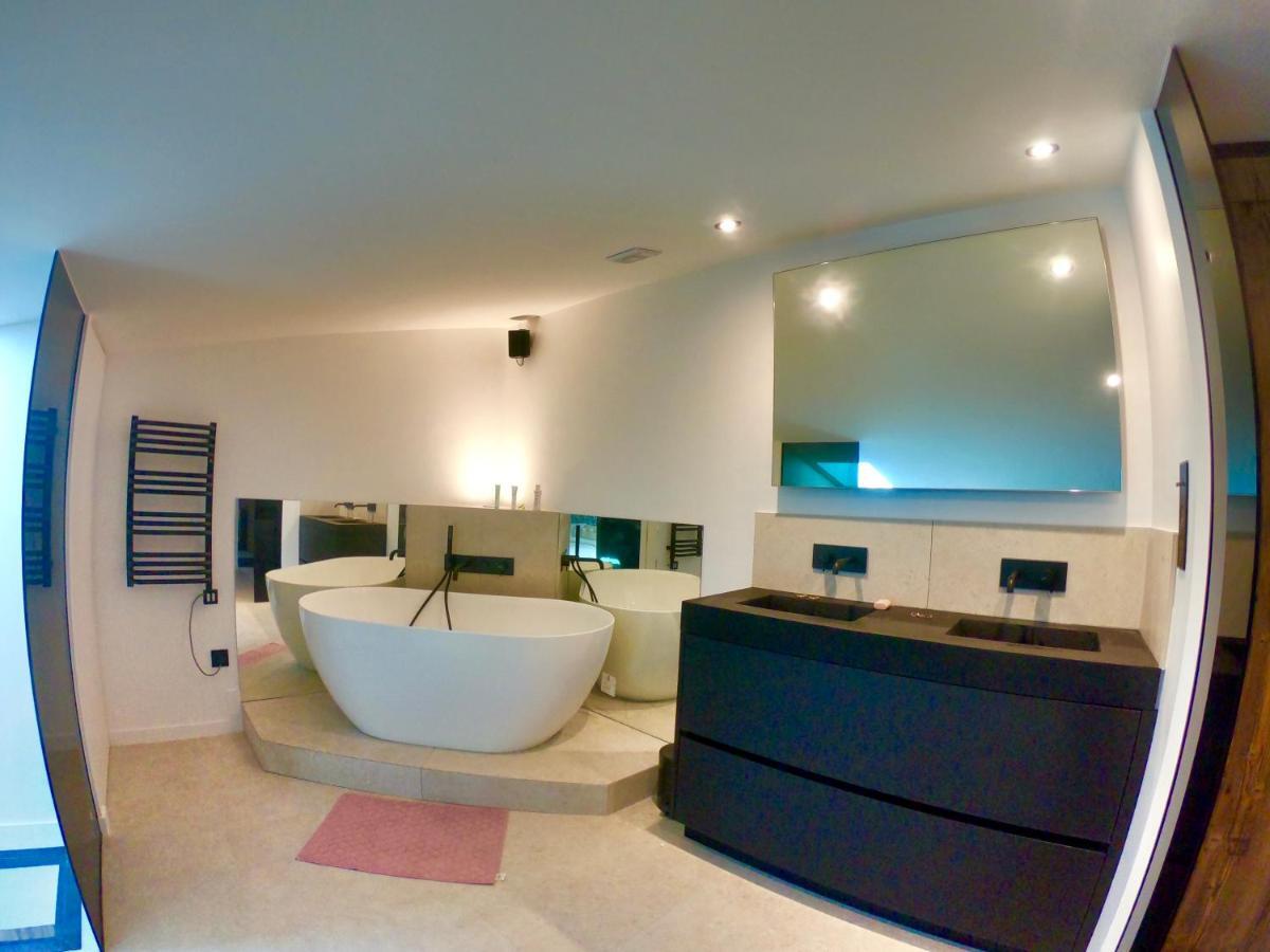 Casa Jungle ! Superb Duplex Apartment, Place Des Lices ! แซ็ง-ทรอเป ภายนอก รูปภาพ